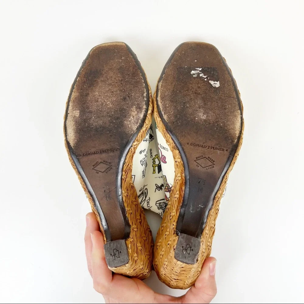 Donald J. Pliner Wicker Wedge Sandals Graphic Shoe Print Canvas Uppers Size‎ 7.5